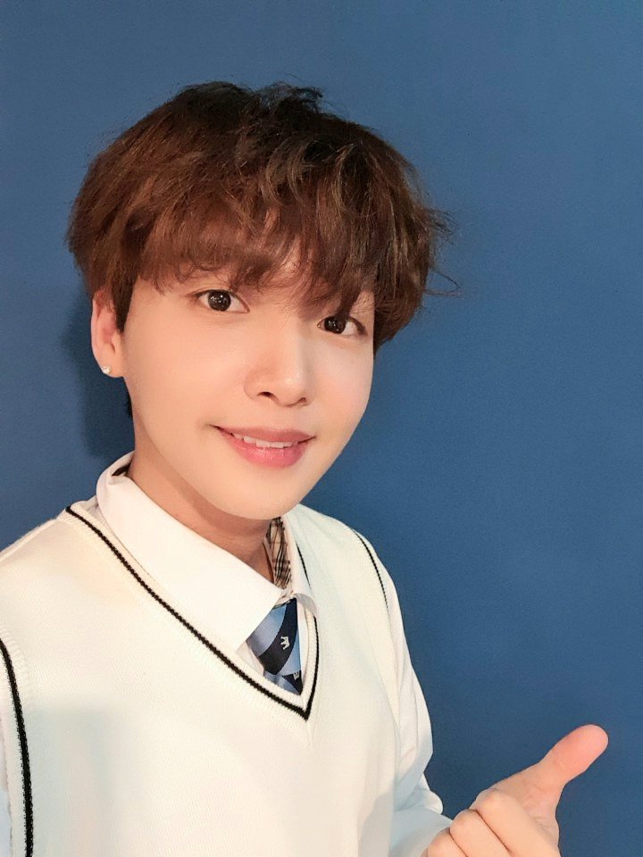 ER8rUDLU4AEwhyA?format=jpg&name=medium