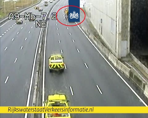 De berger is bijna klaar op de #A9. Het zal niet lang meer duren voordat de weg weer wordt vrijgegeven. #achterdeschermen