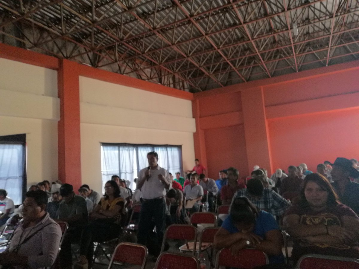 asganaren's tweet photo. Día de éxito del Congreso en #Juquila #Oaxaca, gran unión y planeación con nuestros colegas, vamos por el segundo día!
#MielVivaASGANAREN #ASGANAREN https://t.co/DQgSIeKH6e