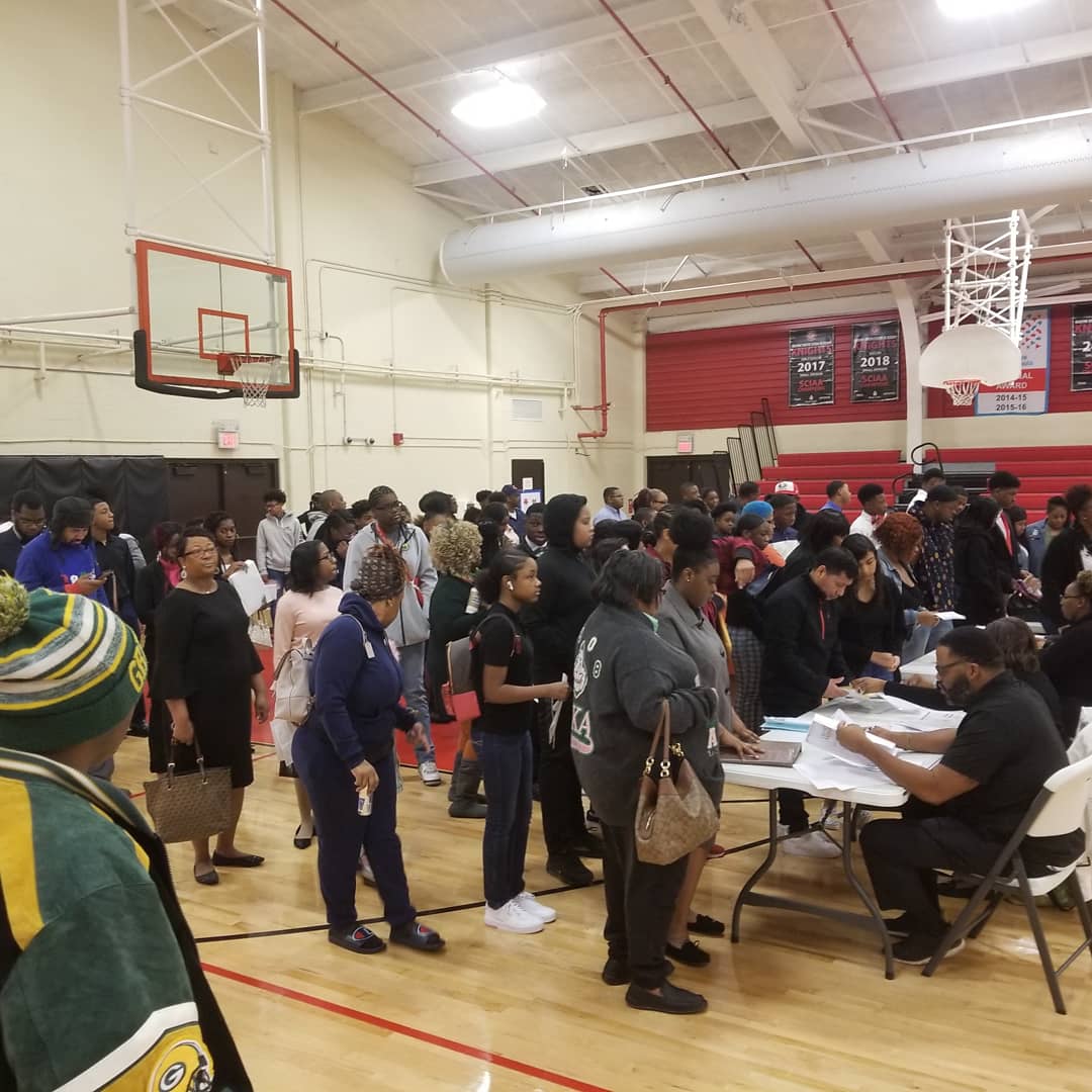 STEAMemphis's tweet image. Wow! These kids are going to be busy this summer thanks to @CityOfMemphis @SCS_CCTE  and #MPLOY #proudmemphis