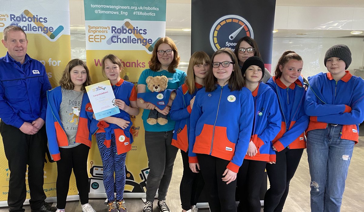 raisingrobots's tweet photo. Project presentation winners today 1st Prudhoe ⁦@Girlguiding⁩ ⁦@Tomorrows_Eng⁩ ⁦@REECEgroup⁩ today! https://t.co/0IuqTl77Qf