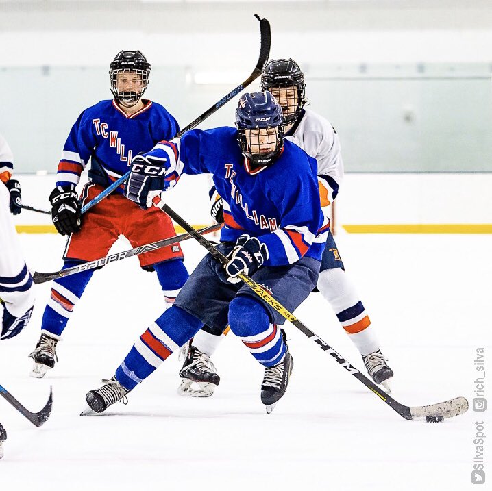 ACTITANSHOCKEY's tweet photo. Owen Grainger named to All-CSHL First team, and was the league top scoring defenseman.  Congrats Owen! @TCWSports #tcwilliams https://t.co/Eob5LutTDu