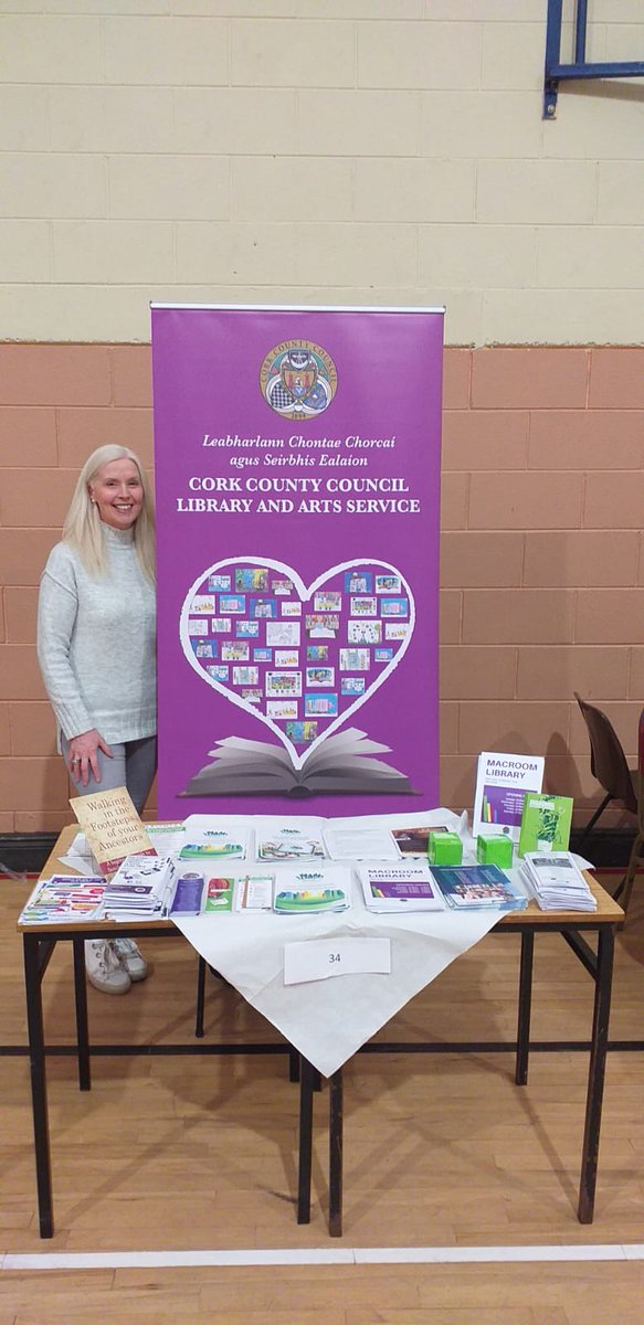 corkcolibrary's tweet photo. Gillian has had a super busy day flying the flag for #MacroomLibrary on National Library Open Day. #Storytime fun in the branch & now a pop up stand for Meet the Clubs & Societies day at Macroom Castle grounds. She'll be there till 4 so pop in and #TakeACloserLook at our service https://t.co/Pc6kHg7vZu