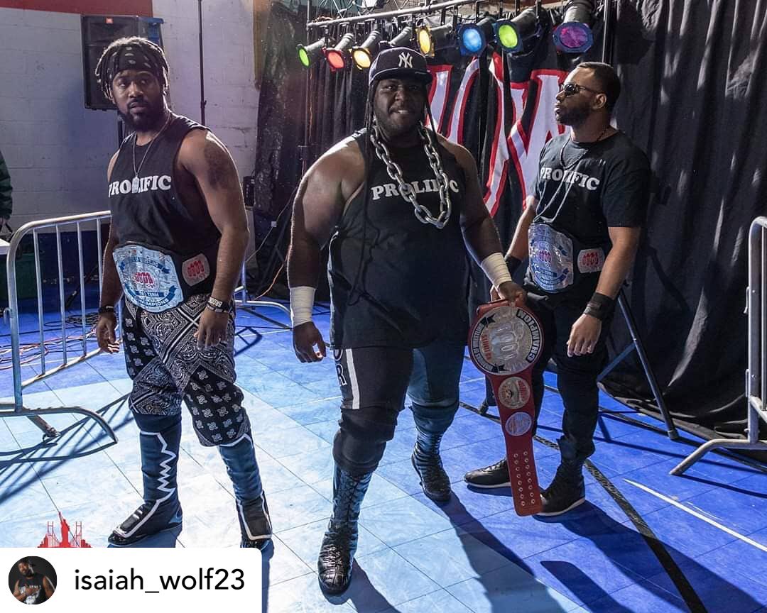 CMSmilee's tweet image. Them boys of PROFLIC!! @TheIsaiahWolf #Dripset #Champs 
#AllTheGold