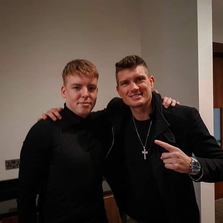 Ross_Markey's tweet photo. Great to chat with both Stephen 'Wonderboy' Thompson and Ben Askren today at @FightConIreland! 👊 #FightConIreland #MMA https://t.co/SxZcrWgPB4