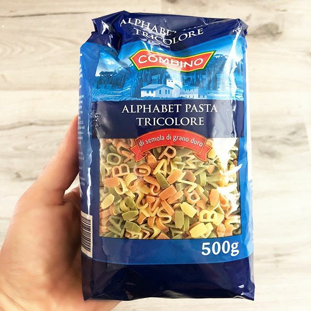 ift.tt/32KowLG even over de letterpasta van de Lidl. 'Jammer dat het hoofdletters zijn,' hoorde ik. Ik zou de letters niet gebruiken bij het 'aanleren van letters' tijdens het aanvankelijk leesonderwijs in groep 3. ⁠
⁠
Waar ik deze letters voor zou gebruiken, is vo…