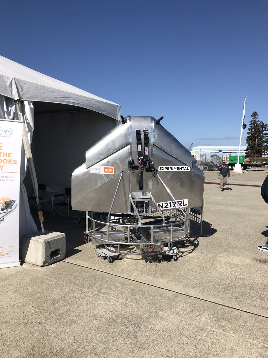 madscienceskill's tweet photo. At Moffett Air Field for #GoFlyPrize https://t.co/UJLSqJhnaP