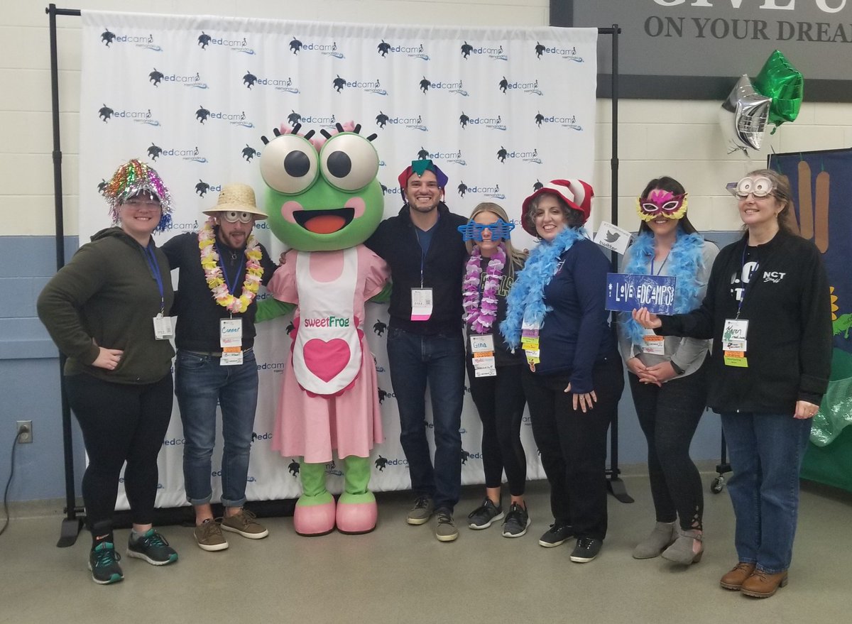 mariannedomico's tweet photo. So much fun with my NCT gang at #edcamphernando Love these folks! @NCT_Admin https://t.co/zLXpLmuiXC
