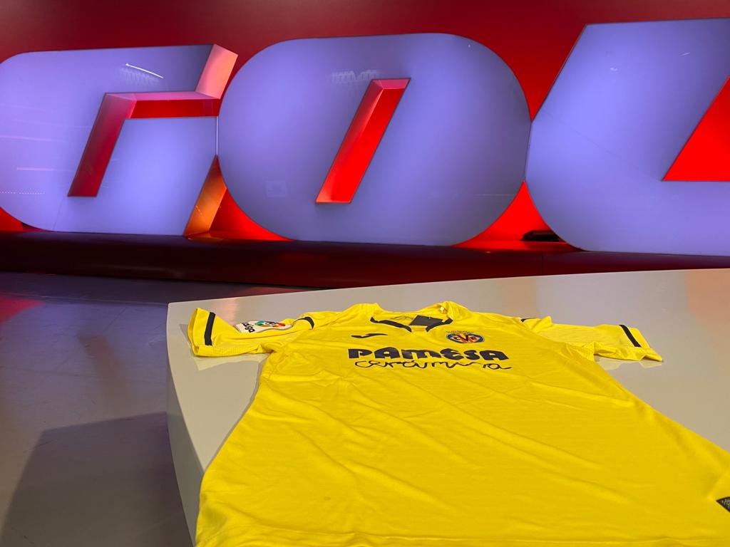 Gol's tweet photo. 🎁 REGALO 🎁

🔝 ¿Quieres la CAMISETA oficial del @VillarrealCF?   

👇🏼 Pasos:

❤️ Sigue a @Gol
 
🔁Haz RT

📲 Acierta quién será el último goleador del #AthleticVillarrealEnGol

🏆 Un ganador 

⌚️13h | Previa
⌚️14h | @AthleticClub🆚 @VillarrealCF https://t.co/C1e9wjHASb