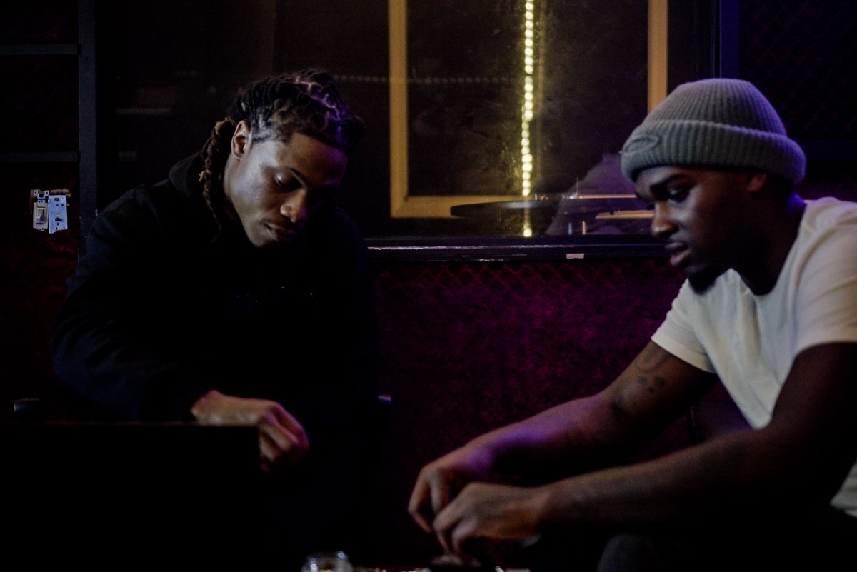 DatPbRayGuy's tweet photo. LA Nights with my Dawg @Official_JTK 📸 @youngwill25 https://t.co/YaBjYsGBZ8