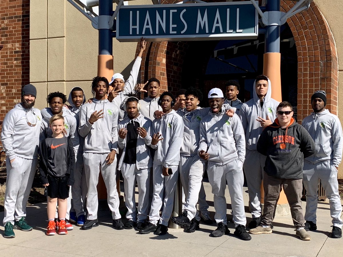 CoachCausby's tweet photo. Winston-Salem...we are here! And for the record, no one in the mall carries a size 18 @Brandon95890787 😂. #BGN #CavalierWay #SectionalChampionship https://t.co/1vuAl8sgwH