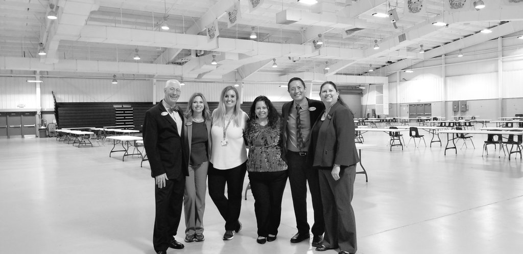 mcalli_'s tweet photo. #CTEMonth Day 29 Today is our last day of #CTEMonth and I am reflecting on how much I ♥️my CTE family, I am very lucky to have such a great team to work with everyday. #29DaysofCTE #lastdayofCTEMonth #lesstweetsfrommenow https://t.co/UKrvgZmg94