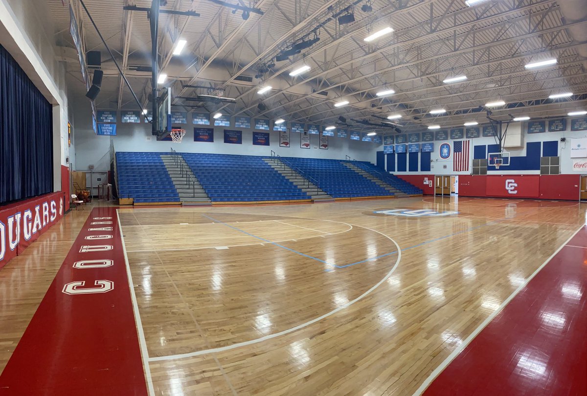 Hey Cougar Nation, How loud can we make this place tonight? ⁦<a href="/CCHSCougarNews/">Charlotte Catholic</a>⁩ ⁦<a href="/CCHSCougarsDen/">CCHS Student Section</a>⁩