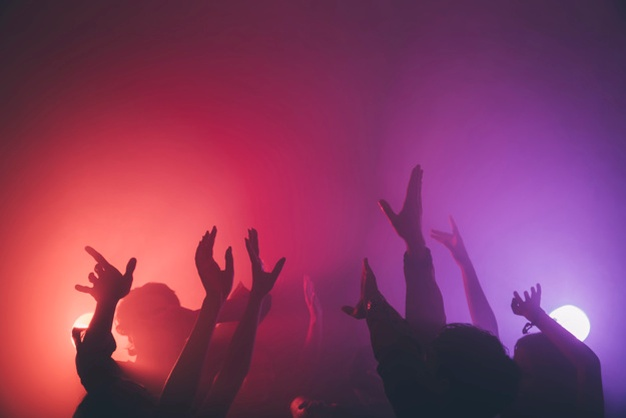 BrandithoLopez's tweet photo. @gorgona6 La #música es mas que un #arte, nos ayuda a pensar y todo se mueve alrededor de las letras, nos hace ser mejores personas. https://t.co/AJO4RohTFX