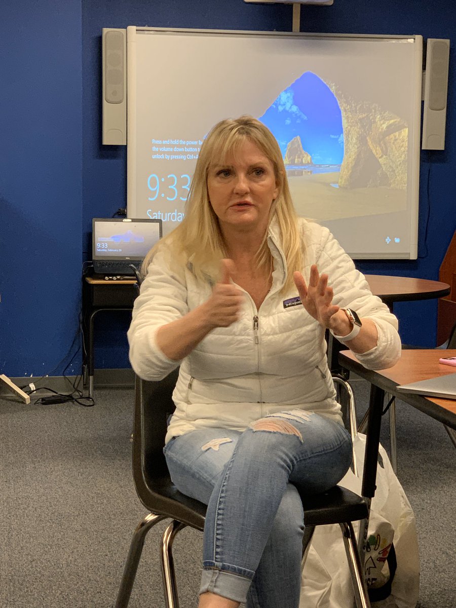 Talking about <a href="/seesaw/">Seesaw</a> with the fabulous <a href="/HollyClarkEdu/">Holly Clark - The AI Infused Classroom</a> #edcampokc #oklaed
