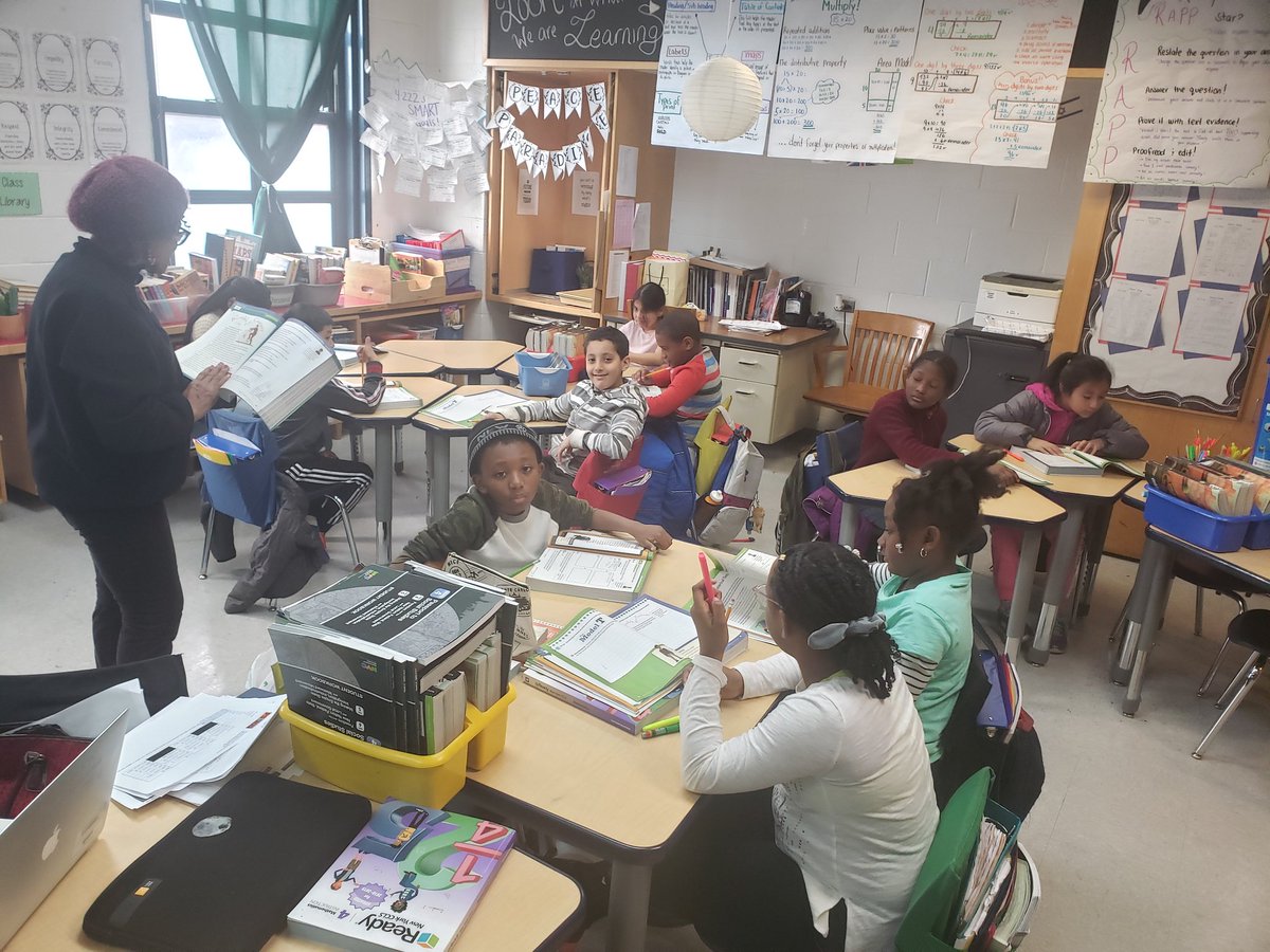 ValerieNMacey1's tweet photo. Saturday Academy: We're not simply prepping for a test. We're Explicitly teaching strategies that will help students to learn the skill. #gradualreleaseofresponsibility
#strengthencoreinstruction
#coaching #engaginginrichtexts
#guidedinstruction #sharedreading
#Independent https://t.co/FbunSAyQbO