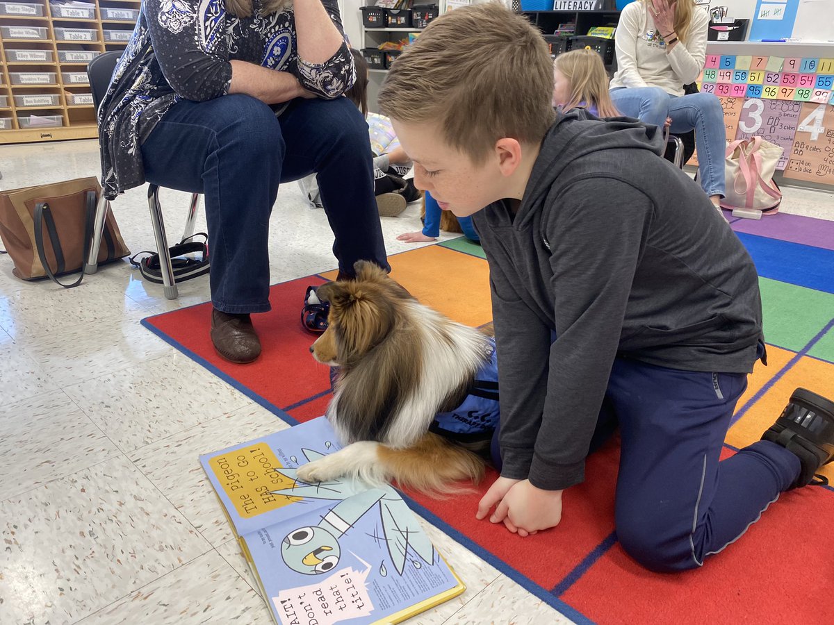KathleenBahan's tweet photo. We are reading to therapy dogs! #BreakfastWithBooks #LeapIntoLiteracy #ReadingWeek #ReadAcrossAmerica https://t.co/cHWN4pbbTH