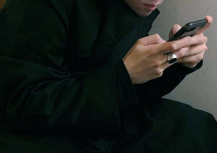SØ🥀ft.rest🌧 tweet media