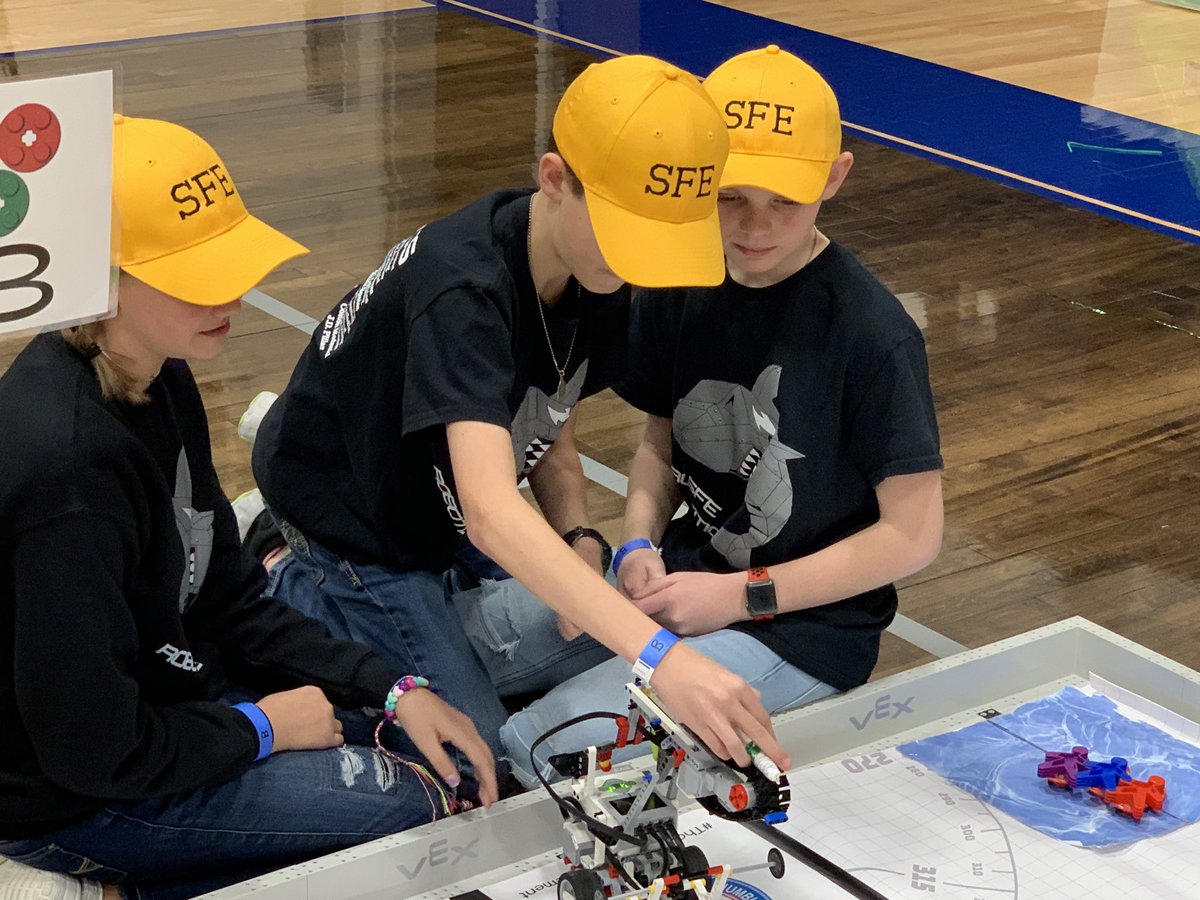 annwjohnson's tweet image. HEROrobotics keeps growing...great work Humble ISD science team...authentic learning opportunities for our students #HEROrobotics #@Humble_Science
