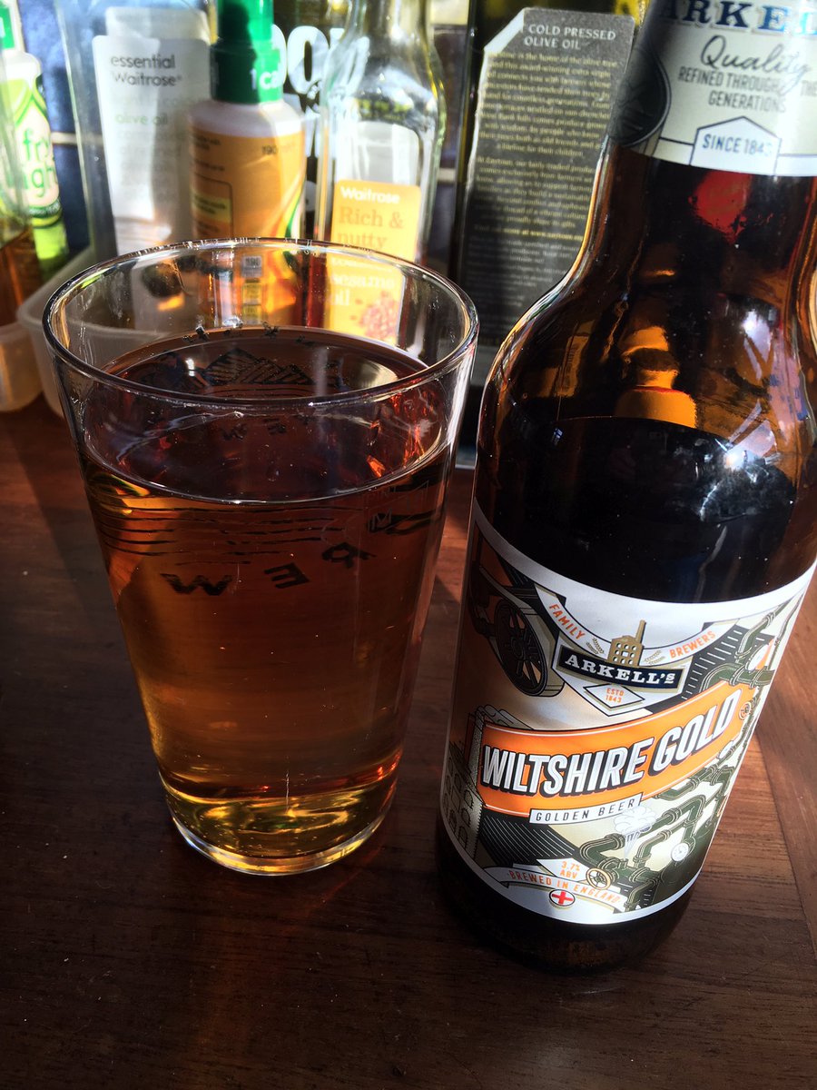 RichPitts's tweet image. A WIltshire gold delight from @ArkellsBrewery prefect for an afternoon of @bbc5live football and @Raspberry_Pi coding #Pythonfun