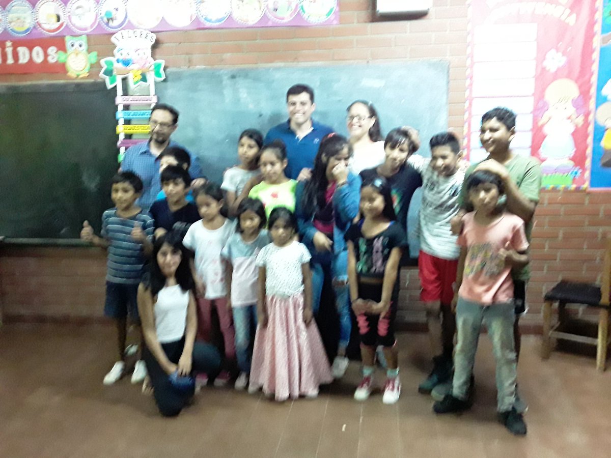 UjOran's tweet photo. Jornada de sabado con visita de nuestro coordinador general de Escuelas Abiertas Roberto Ramos @dipmaru @rdibashur @matiascanepa @RobertoIRamos @RangeonMartin https://t.co/FpFqvCiWzs
