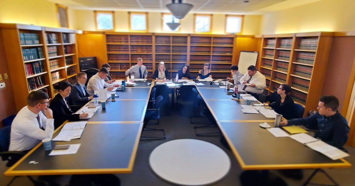 aglawjournal's tweet photo. Our Editorial Board is hard at work at the Legal Clinic this Saturday morning conducting interviews to select our 2020-2021 Editorial Board! The future of The Journal is looking bright, folks! https://t.co/ICQcp1VsDR