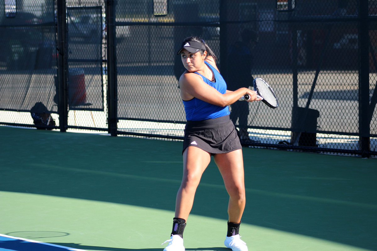 LATechTennis's tweet photo. 📸 from our home dub yesterday. 

#Unleash 🔵🎾🔴 https://t.co/YcbqJzXp7a