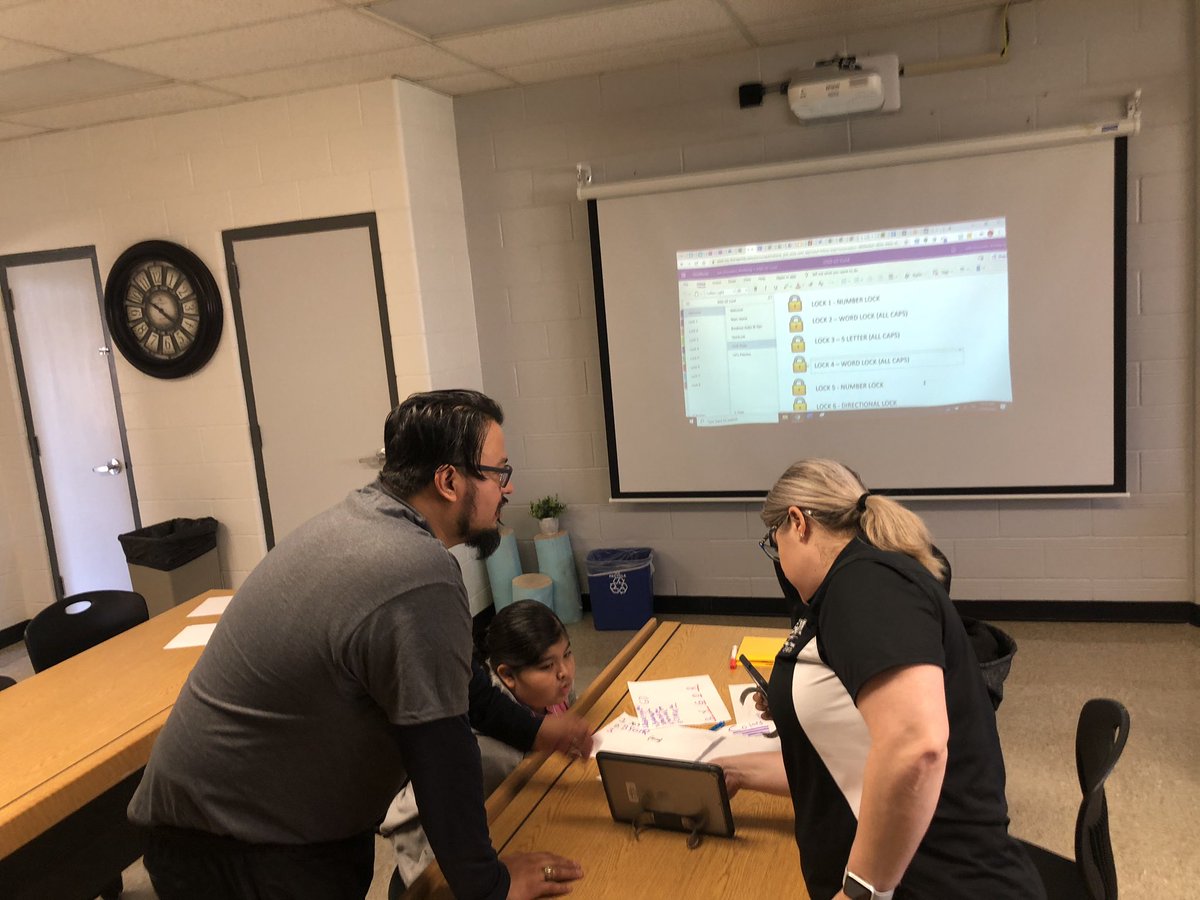 EsmeDLC007's tweet photo. 1st Annual GT Conference.  Powerful conversations and  learning with Technolgy.  Students exploring and cracking 8 different types of codes.  Talk about high-leverage learning.  @jettkim @EISD_MDT @EISDofSA https://t.co/oovJM1kPmZ