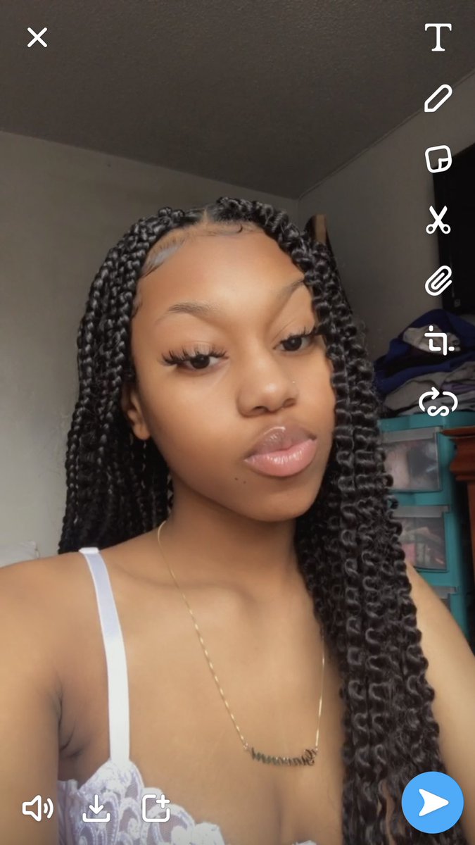 giabands1's tweet photo. Show her my pictures tell her I’m the new bitch 👅 https://t.co/lqHCWtoReQ