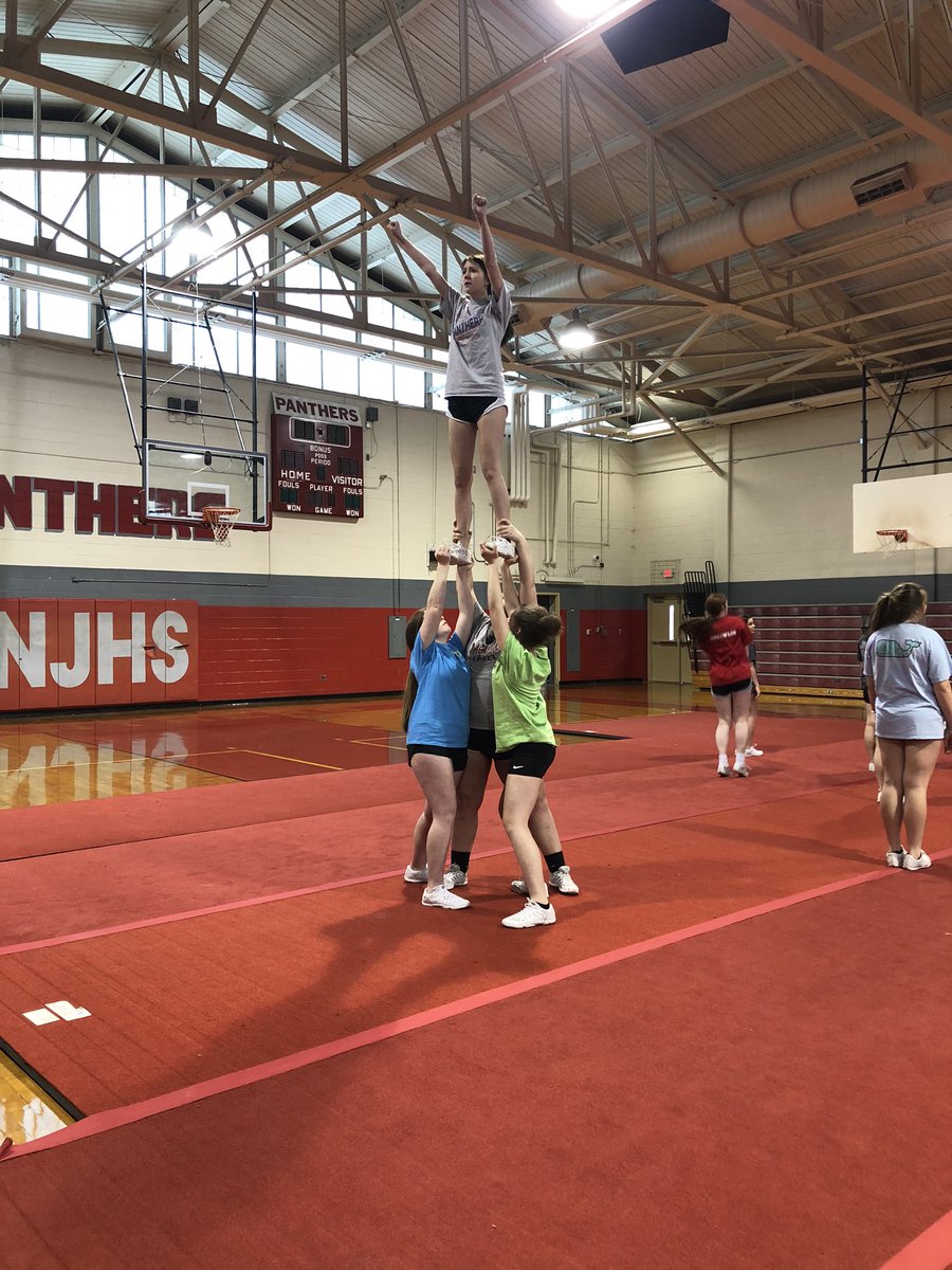 njcheer's tweet photo. Getting in some practice this Saturday morning!!! ❤️🐾💪 https://t.co/8Mg6CScHj1
