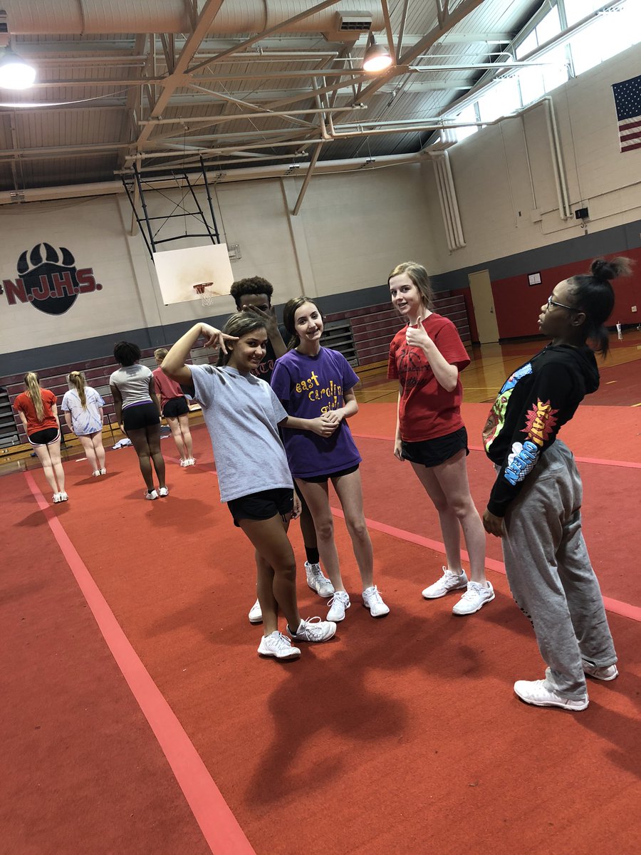 njcheer's tweet photo. Getting in some practice this Saturday morning!!! ❤️🐾💪 https://t.co/8Mg6CScHj1