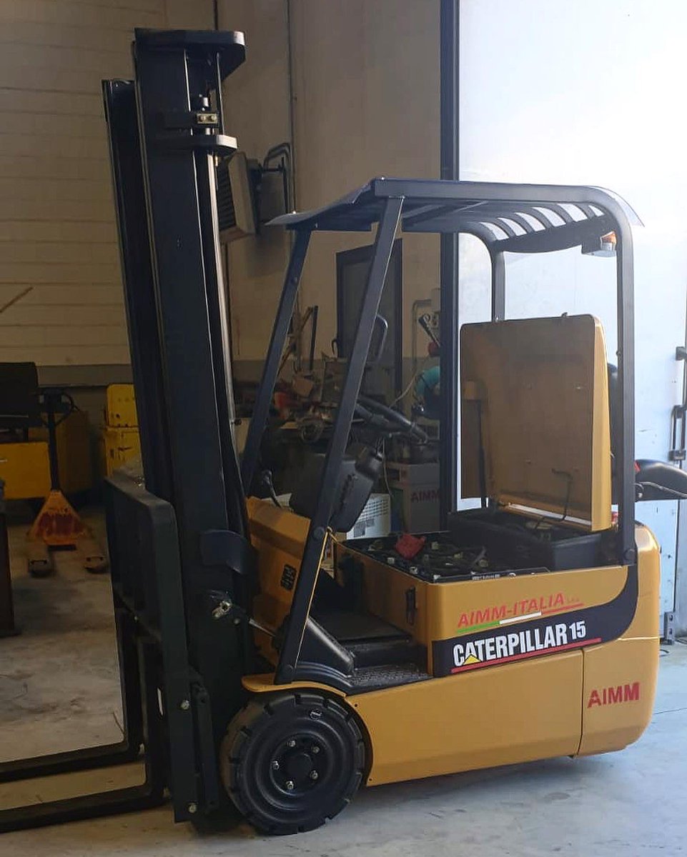AIMM_ITALIA's tweet photo. I nuovi arrivati 🚜🚧 The new arrivals
.
.
#aimm #work #industry #newarrivals #forklift #vehicle #vehicles #piping #mechanic #maintenance #implants #alwaysfollowback #followforfollow #followbackteam #following #followforfollowback #followyou #follow #followbackalways #followers https://t.co/1GgxVAZya9