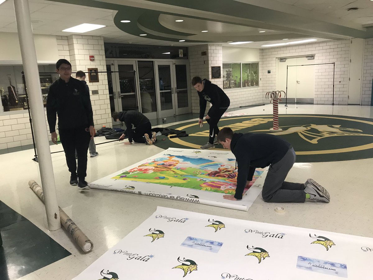 FremdStuco's tweet photo. StuCo hard at work for Winter Gala today! Tickets are $30 at the door!
@ThisIsFHS @FremdVikings #thisisfhs https://t.co/GzRhjEGDfB