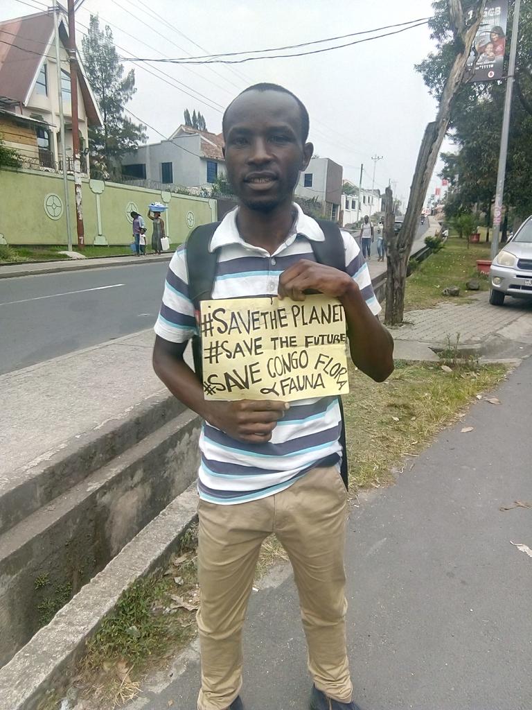 2) Remy Zahiga,  @Remy_Zahiga, aged 24, is from the DRC. He started the campaign to  #SaveCongoForest_Flora_Fauna ages ago, and regularly strikes for it.