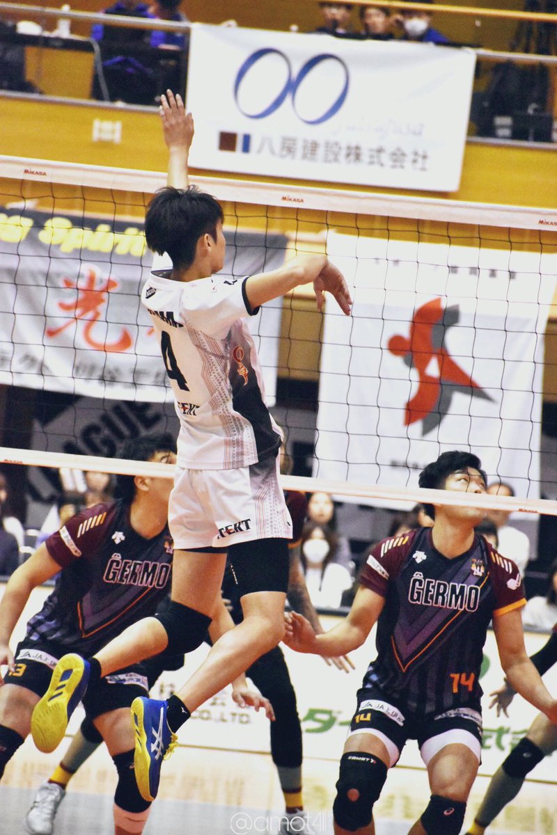 とーま リーグお疲れ様でした ゲームキャプテンのお仕事見れるのも1つの楽しみでした リーグは終わったけど天皇杯 黒鷲旗まだまだ応援させてください ファイナルの舞台でプレーしてる姿見たかった ジェイテクトstings 福山汰一 選手