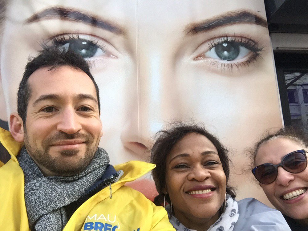 AbouzRachida's tweet photo. Nous entrons dans les 2 dernières semaines avant le 1er tour des #Municipales2020 Ce matin, mobilisation des équipes de @maudbregeon sur les différents quartiers de #Levallois 
Une belle dynamique qui s'intensifie encore à l'approche de la dernière ligne droite
#AvecMaudBregeon https://t.co/zwNERf2iZ8