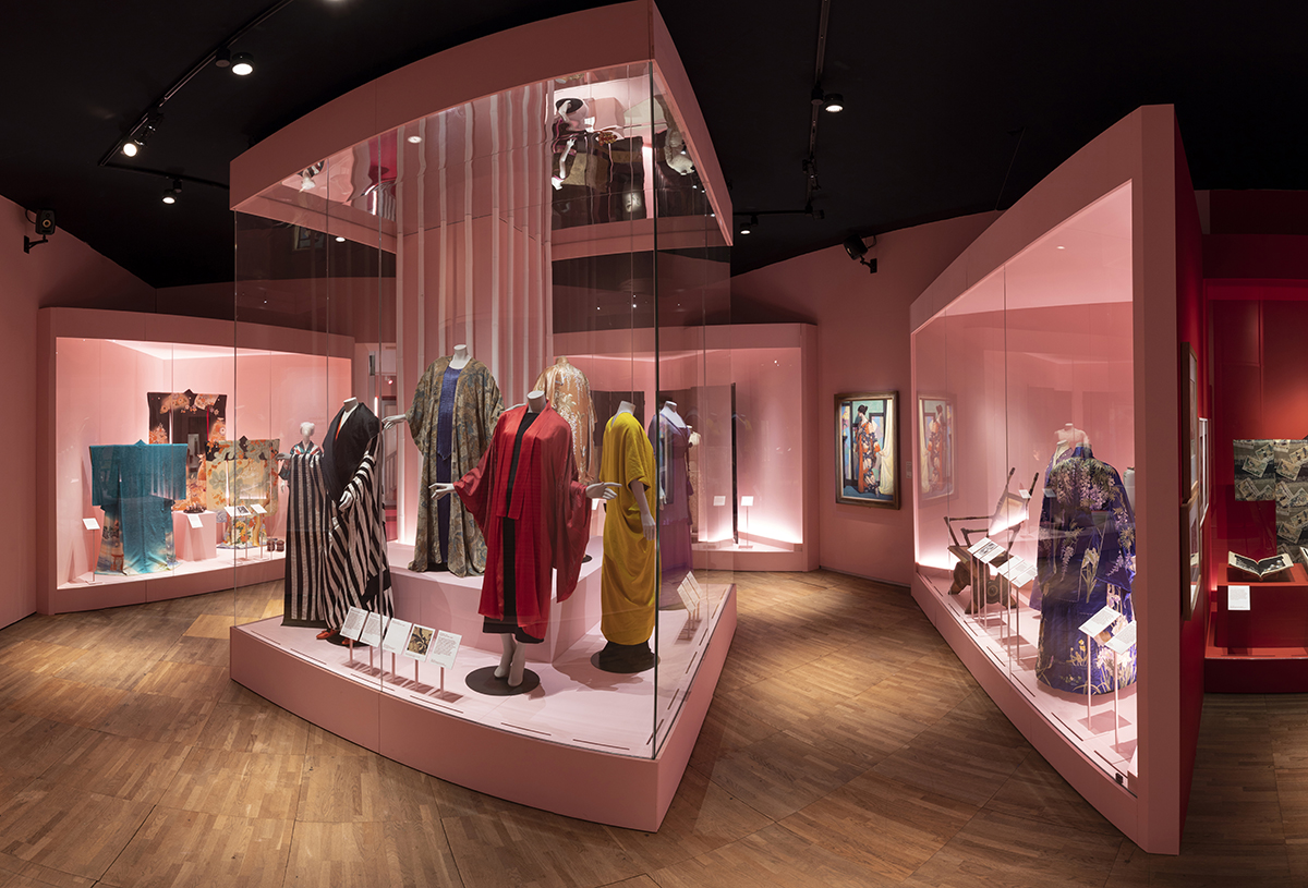 BoF's tweet photo. The @V_and_A has unveiled its new exhibition, Kimono: Kyoto to Catwalk, showcasing designs by Alexander McQueen, Jean Paul Gaultier and more. Will you visit? https://t.co/oljfUF9uvy