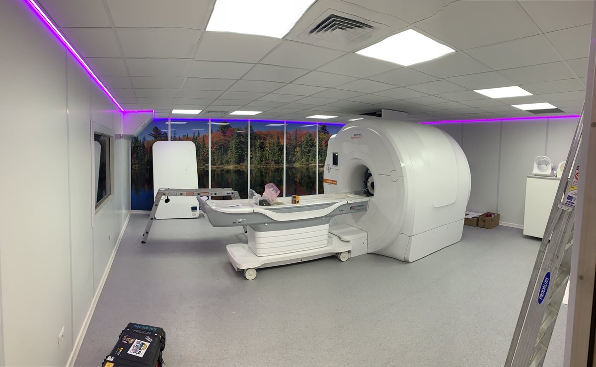 Nuestro nuevo Siemens Magnetom Lumina 3T Biomatrix, preparándose para iniciar servicio en Clínica Alemana de Chicureo