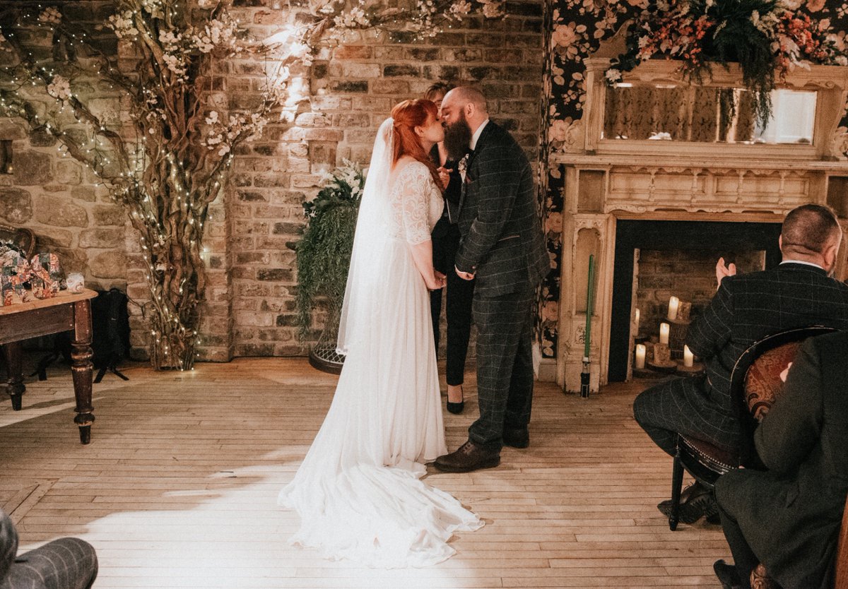 "Karl was sceptical about the venue, but upon visiting was taken aback by how good the aesthetics were. Plus we were impressed with the food, as tiny portions are not for us!" - Real Wedding bride Janice yournortheast.wedding/real-wedding/1…

Venue: <a href="/asyoulikeitjes/">As You Like It</a>
Photo: @eyeoftheTyne