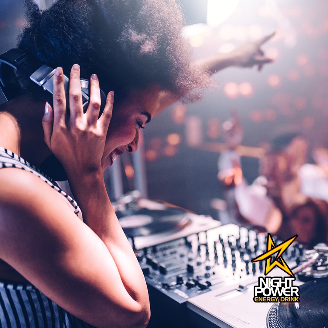 Sabe o que combina com vibe boa, festa e turma animada? ✨ A gente sabe que você pensou em #NightPower e claro que acertou! Aproveite o sabadão com muita energia. 😉
.
.
.
#amigos #festa #friends #party #happy #felicidade #energia #energético #happyhour #fds