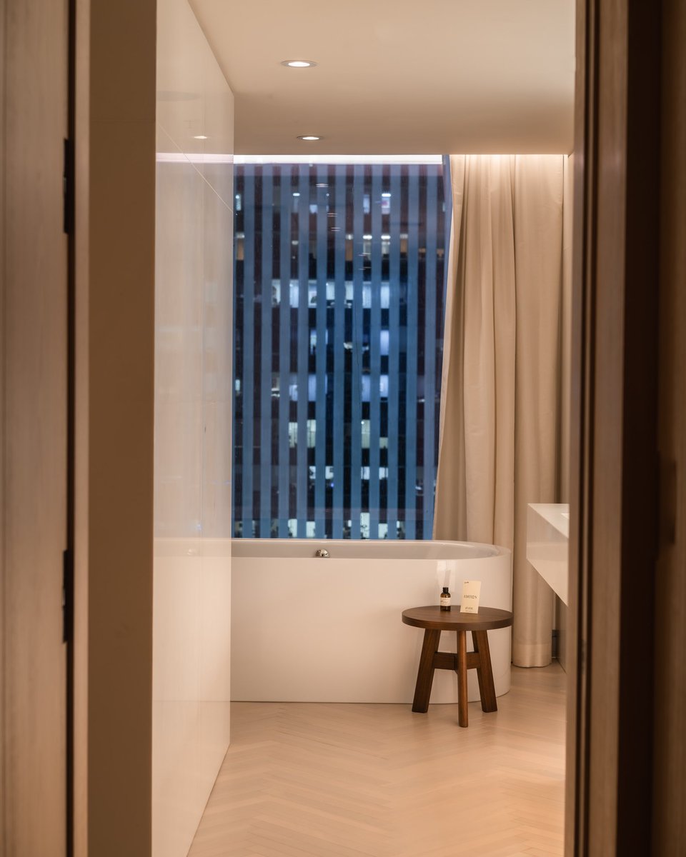 EDITION Times Square tweet media