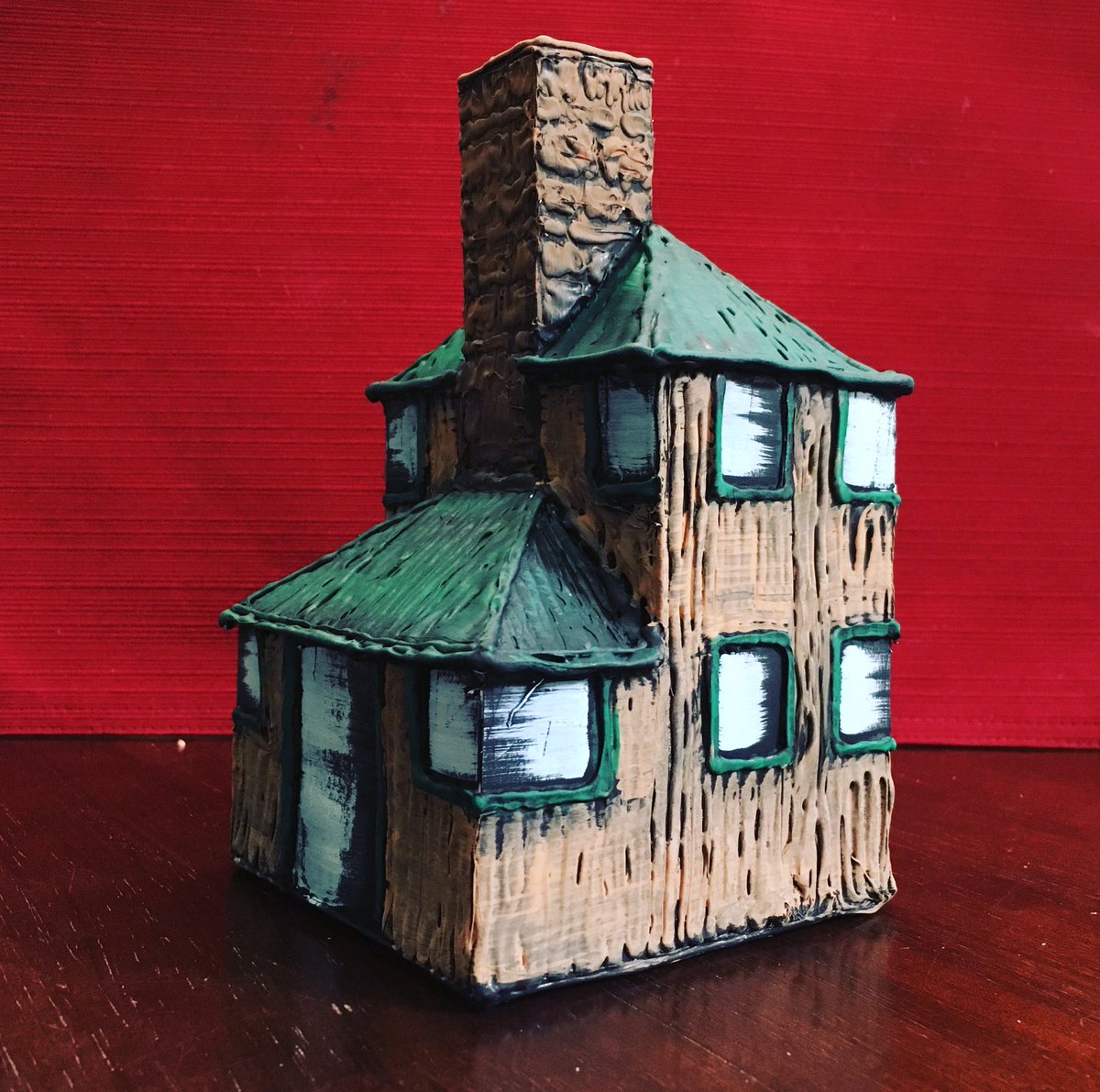 iamrobhensley's tweet photo. When you leave me alone with some card stock, tape, hot glue and craft acrylics...I’ll build you a house! 🛠 Just a lil one! 📐✂️#creativeprofessional #writer #screenwriter #producer #director #filmmaker #consultant #artist #designer #jackofalltrades #masterofmany #supportartists https://t.co/pVWxhHBi2t