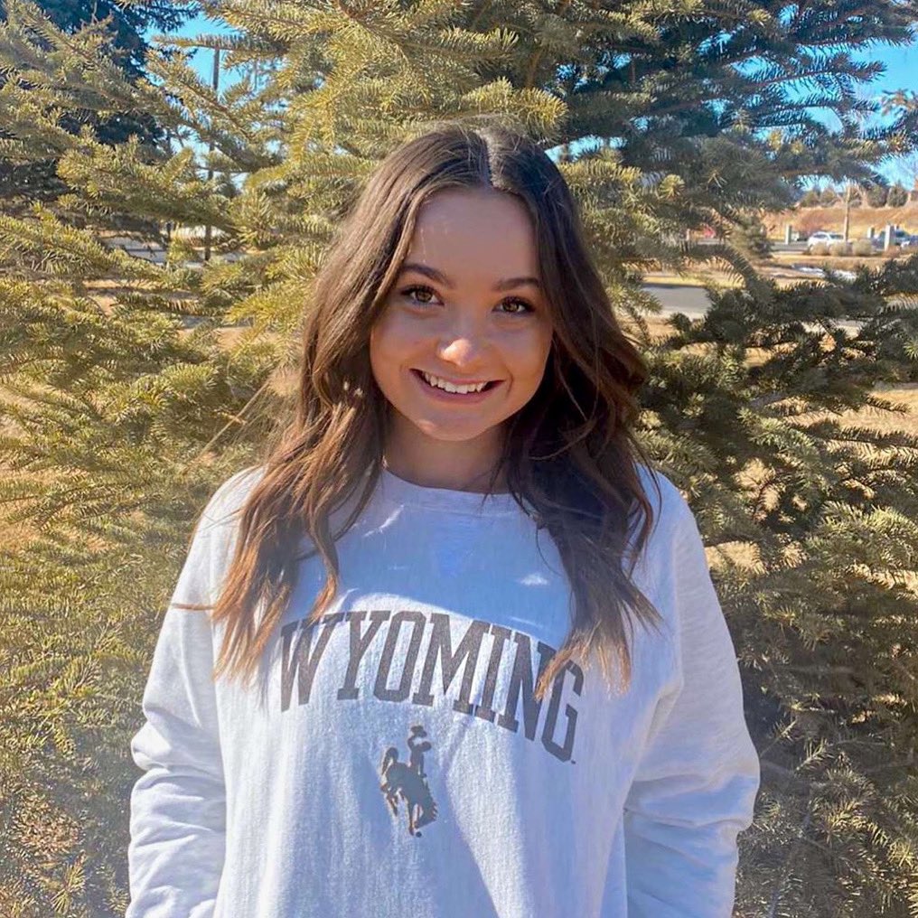 kyla_wilde's tweet photo. Beyond excited to announce my verbal commitment to play Division 1 golf at the University of Wyoming! Thank you to my friends, family, coaches and everyone who helped me along the way! Can’t wait to be a cowgirl!💛 #gopokes #futurecowgirl https://t.co/OUwnDea1x6
