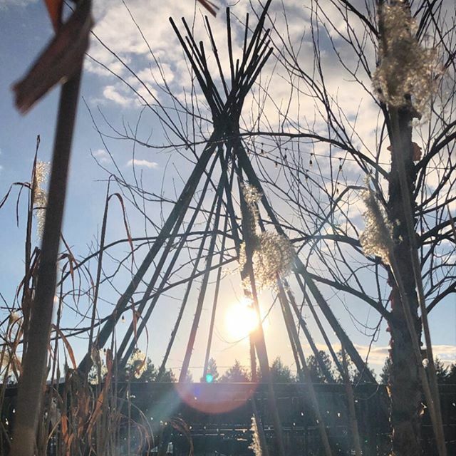 Westside Wine Trail (@westwinetrail) on Twitter photo Morning glow at <a href="/indigenouswine/">Indigenous World</a> 🙌🏻
📷 <a href="/indigenouswine/">Indigenous World</a>
#westsidewinetrail #bcwine #visitwestside #winterwinetouring #winter #winetasting #skiplaystay #explorekelowna #explorebc #okanaganlifestyle #firesidetasting #wineandfoodpairing #wine… ift.tt/3ahj8lM Morning glow at <a href="/indigenouswine/">Indigenous World</a> 🙌🏻
📷 <a href="/indigenouswine/">Indigenous World</a>
#westsidewinetrail #bcwine #visitwestside #winterwinetouring #winter #winetasting #skiplaystay #explorekelowna #explorebc #okanaganlifestyle #firesidetasting #wineandfoodpairing #wine… ift.tt/3ahj8lM