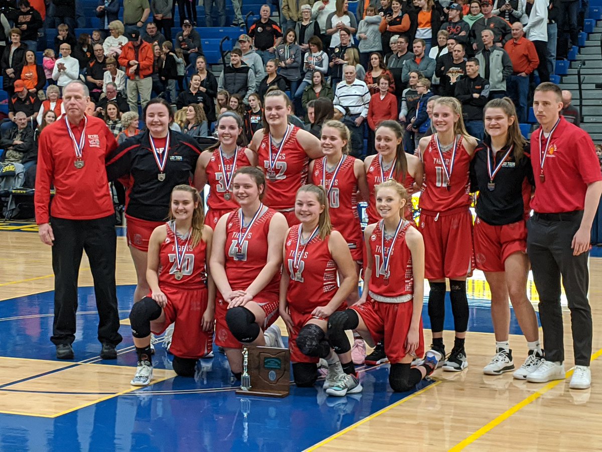 BTHS_GSturgeon's tweet photo. 2020 Sectional Champs and District runner-up. @bethelTsports #BTBetterTogether https://t.co/cCOF9qAnU7
