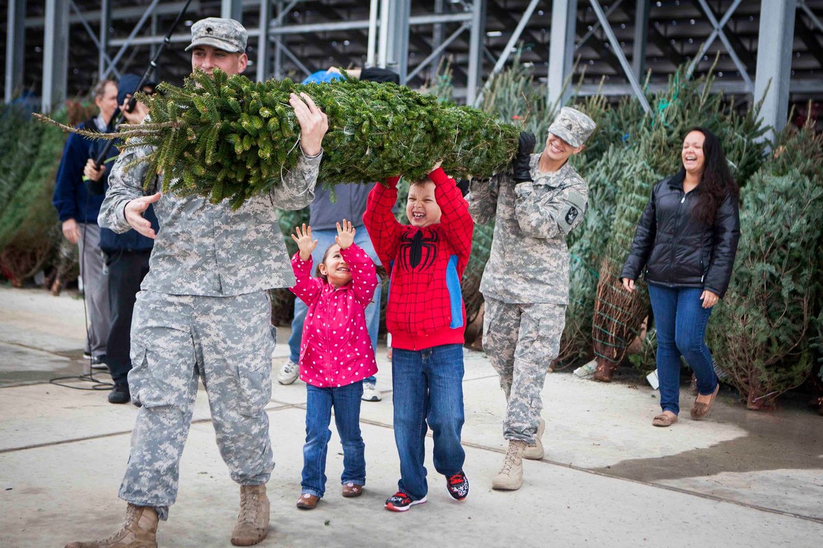 Trees4Troops's tweet photo. It's never too early in the year to donate! Your donation of only $40 puts a real Christmas tree in the home of one of our military families! ❤️🎄❤️

Can you donate today? https://t.co/T30lTBUnxi

#dontation #trees4troops #christmastree https://t.co/E7782VZMkn