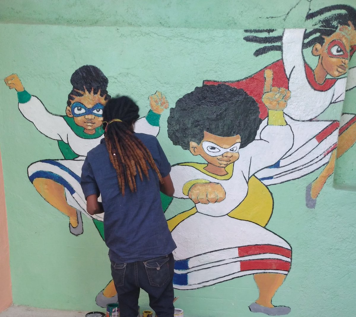 HabteRas's tweet photo. #BlackHistoryMonth
#wall_mural_painting
#black_children_stars

#ras_habte https://t.co/12CXDDy65e
