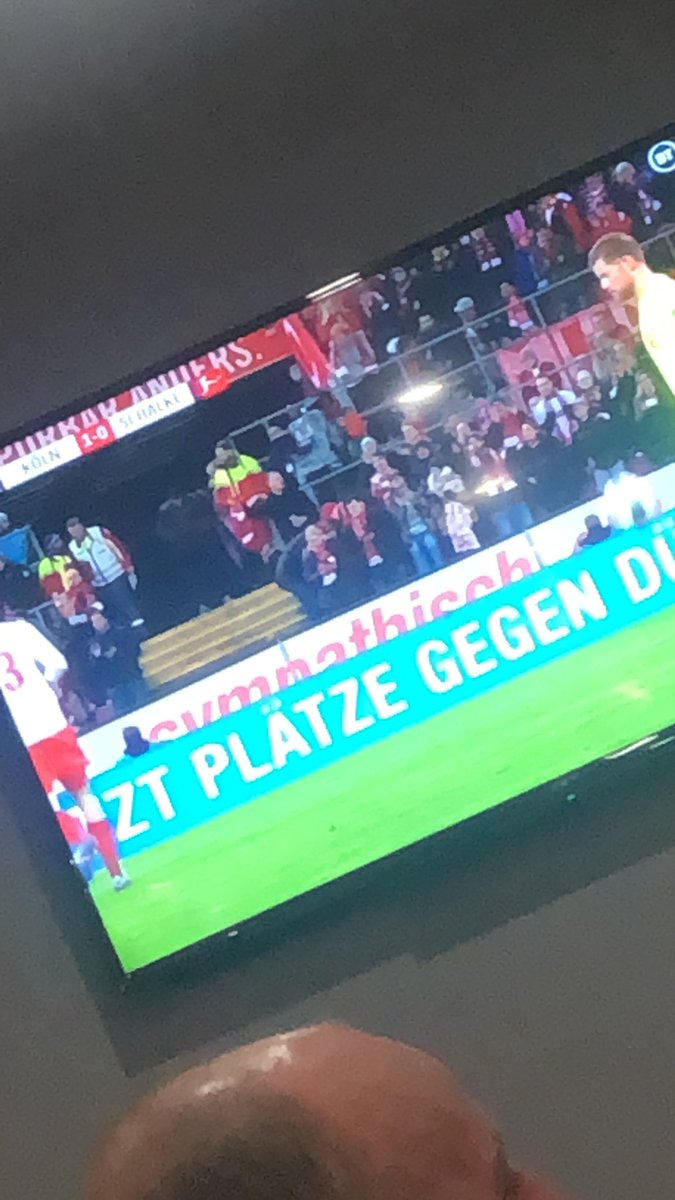 ABrown114's tweet photo. Sat in in Cross bar after a @BarrowAFC win watching @fckoeln_en beating Schalke #BarrowandFC https://t.co/Q14mZL18pj