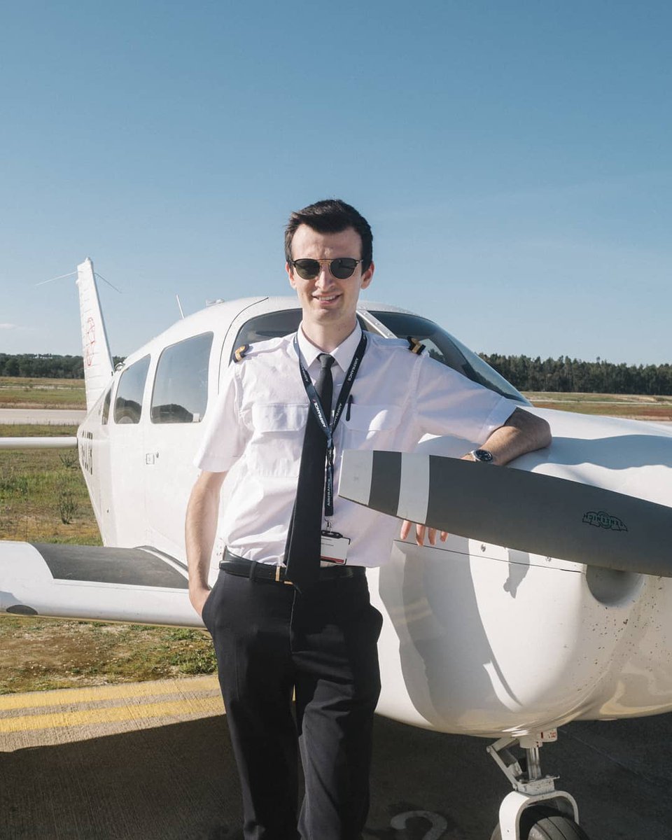 rconrozier's tweet photo. Fin de la phase VFR sur PA28 au Portugal après 98h de vol !
Prochaine étape le début du vol aux instruments !
#avgeek #cadetAF https://t.co/PHn31R4jHy