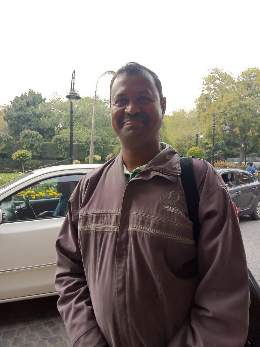 Sushmitav1's tweet image. Without the courage and efforts of local activists and journalists the story of gross injustice in #Talabira would have never come to light. Salaams to their indomitable spirit ✊✊✊
In picture: Hemanta Rout and Pinki Munda from Talabira, #Odisha
#SaveTalabira
#ForestRights